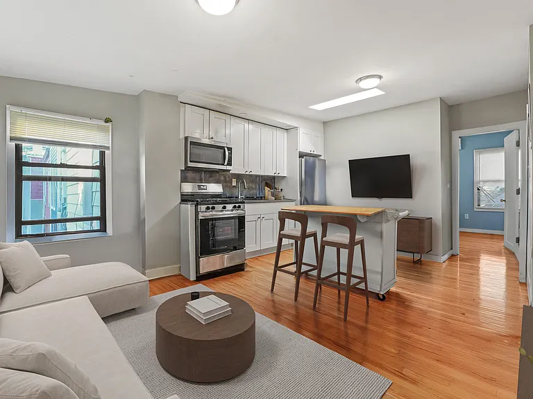 2414 Snyder Ave #2E — Photo 1