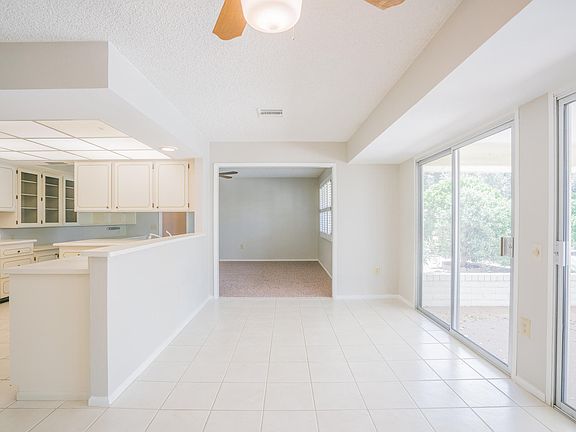 3rd image of 9833 W Evergreen Dr