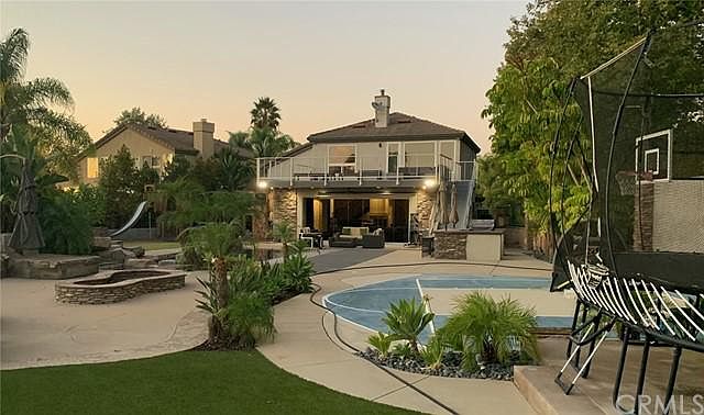 1st image of 47 Solitaire Ln