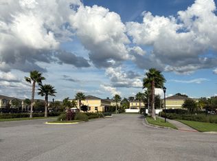 2108 Golden Falcon Dr, Ruskin, FL 33570