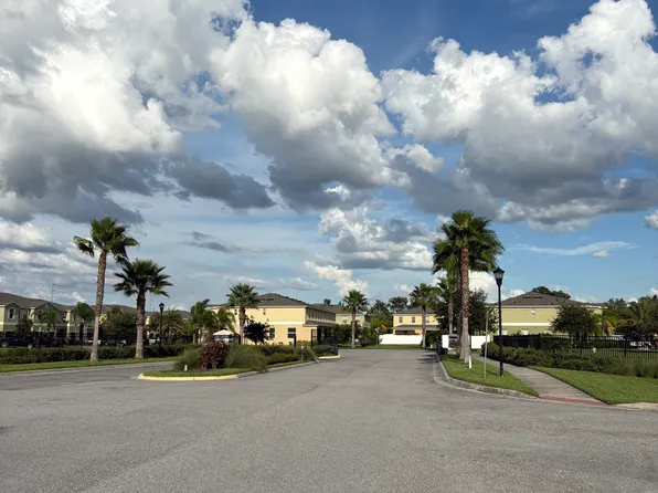 2108 Golden Falcon Dr, Ruskin, FL 33570