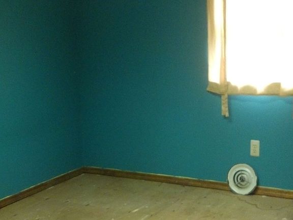 2nd bedroom bottom level