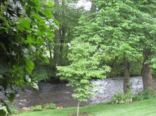169 Sunday Branch Ln, Hayesville, NC 28904