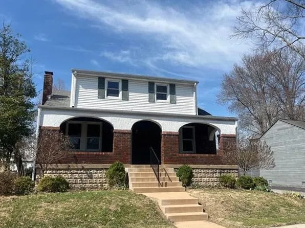 23 Midpark Ln, Saint Louis, MO 63124