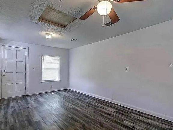 5th image of 8428 N HIGHLAND AVENUE