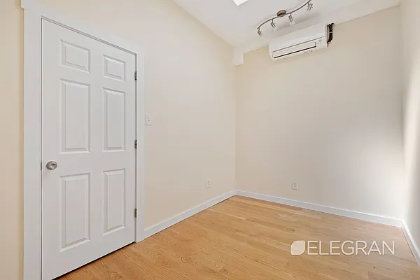 Rented by (Legacy) Elegran | media 19