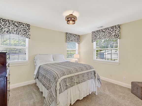 42nd image of 157 Giles Ln