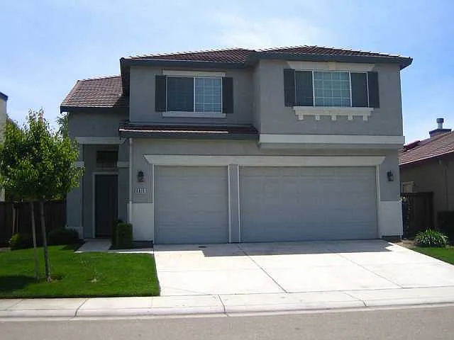 6815 Brook Falls Cir photo 1