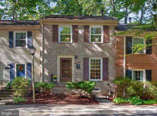 1512 Chatham Colony Ct, Reston, VA 20190