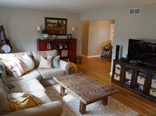 2880 Mark Dr, Brookfield, WI 53005