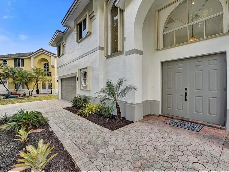 11208 Rhapsody Rd — Photo 2