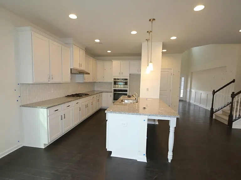 8404 Golden Stone Ln — Photo 4