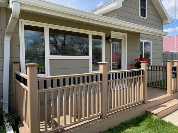 206 N Broadway St, Groton, SD 57445