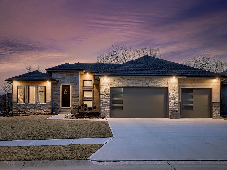 1st image of 2510 N 187th Cir