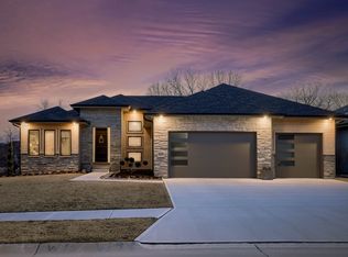 2510 N 187th Cir, Elkhorn, NE 68022