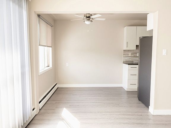 5th image of 10740 109th St NW