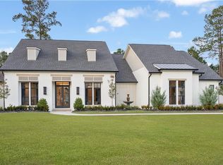 407 Rue Charlotte, Madisonville, LA 70447