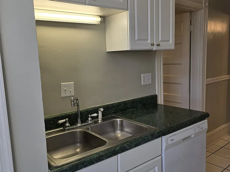 2303 W Main St #A — Photo 18