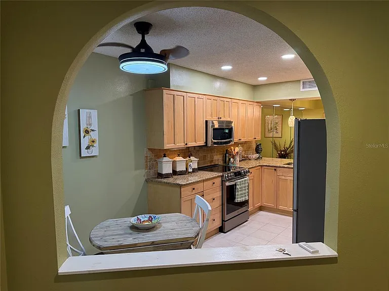 5770 Ashton Lake Dr #8 — Photo 7