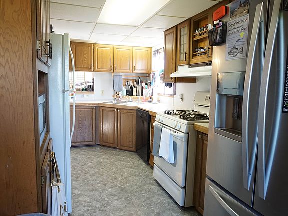 3rd image of 908 Southmoor Dr