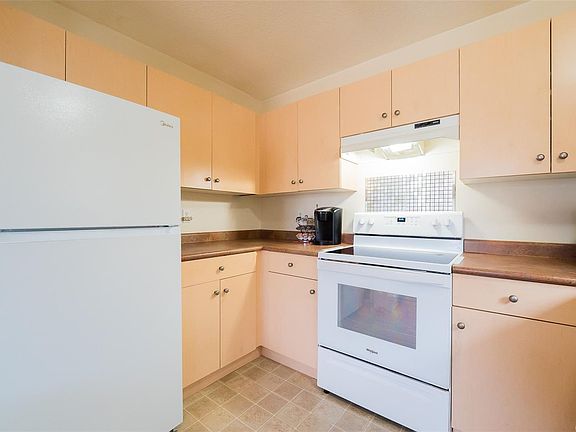 3rd image of 297 Harwell Rd