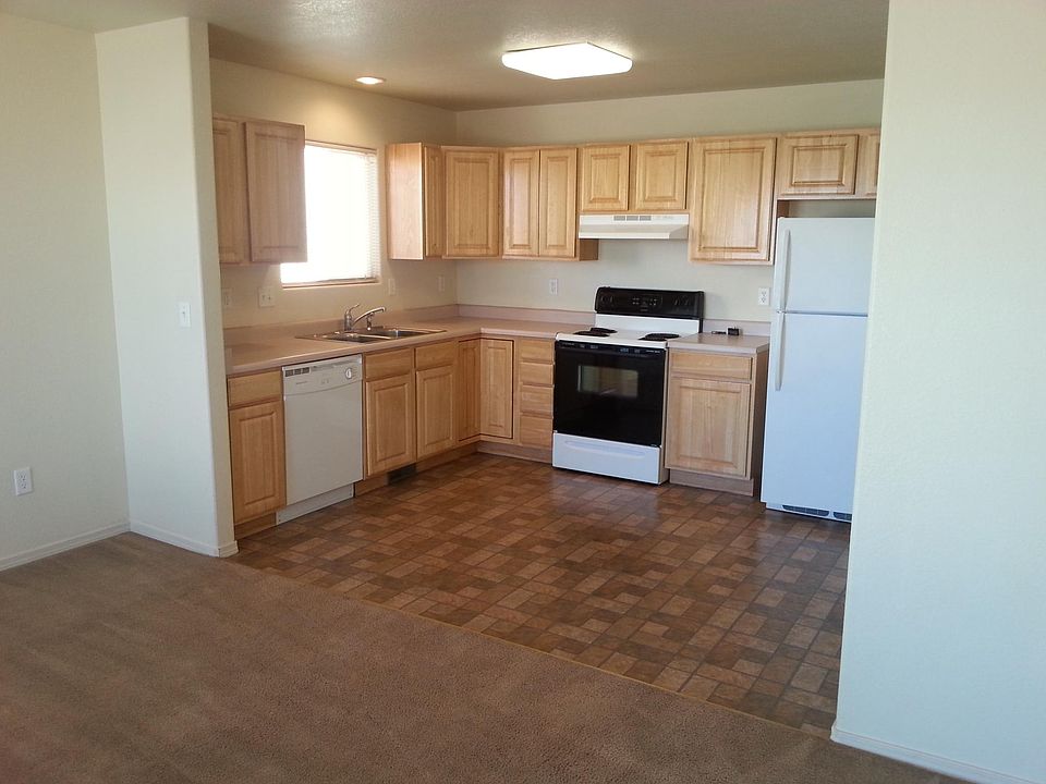 2nd image of 4203 Widener St