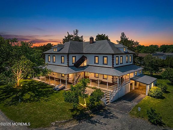 4th image of 15 Hummingbird Way