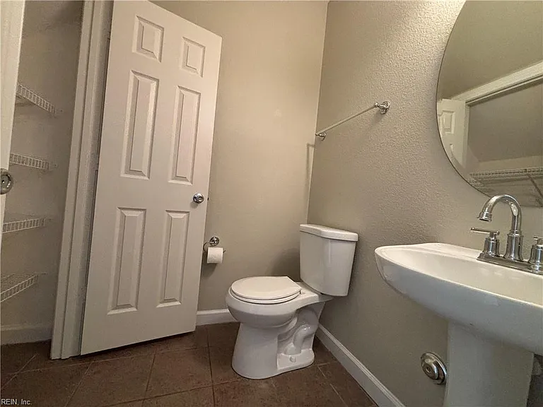 1309 Myrica Pl — Photo 3