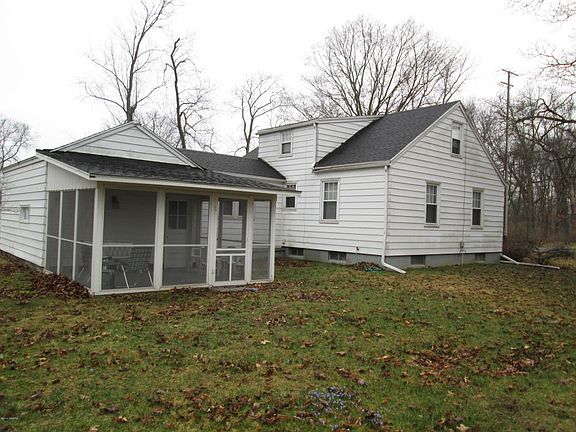 2nd image of 180 Collier Ave