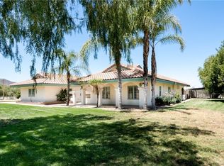 40120 Arave Cir, Hemet, CA 92543