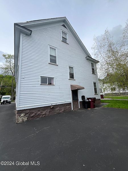 2nd image of 243 W Fulton Street