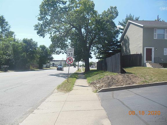 4th image of 1033 Madison St