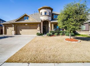 1020 Tara Dr, Burleson, TX 76028