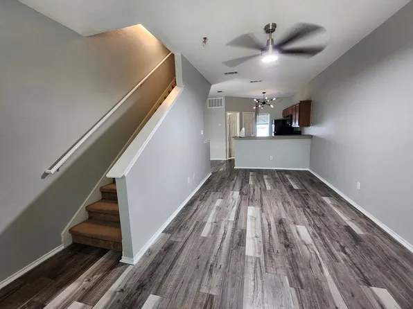 903 Glenn Crossett St, Arlington, TX 76010