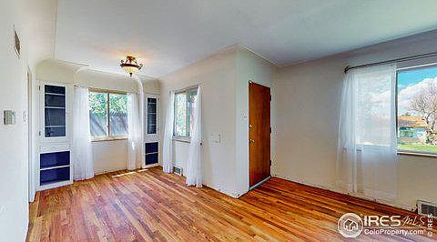 4th image of 2220 W Center Ave