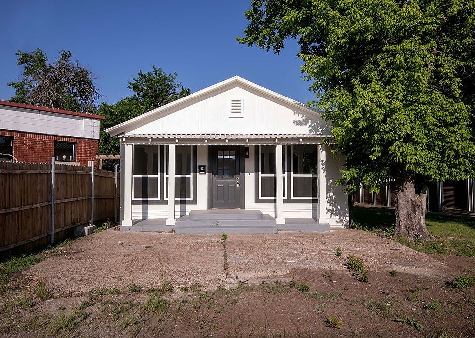 1st image of 298 7th St