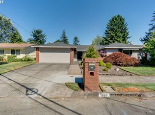 580 NW Bella Vista Dr, Gresham, OR 97030