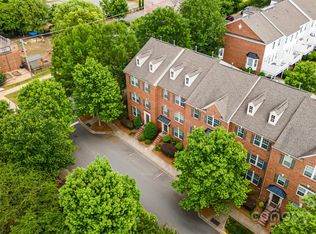 764 Naramore St, Davidson, NC 28036