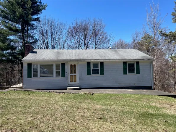 22 Michigan Dr, Hudson, MA 01749