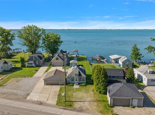 8449 Dixie Hwy, Fair Haven, MI 48023