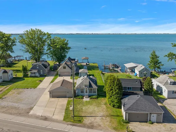 8449 Dixie Hwy, Fair Haven, MI 48023