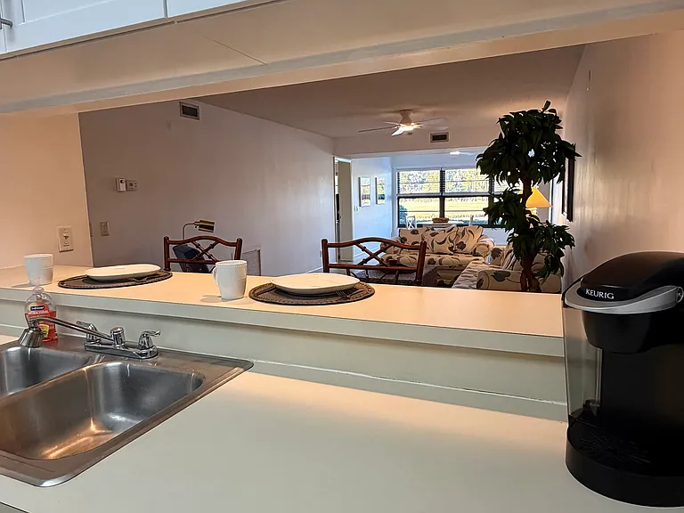 20 Plantation Dr #105 — Photo 3