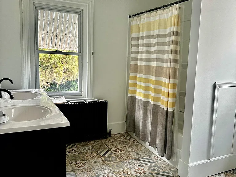 241 High St — Photo 10