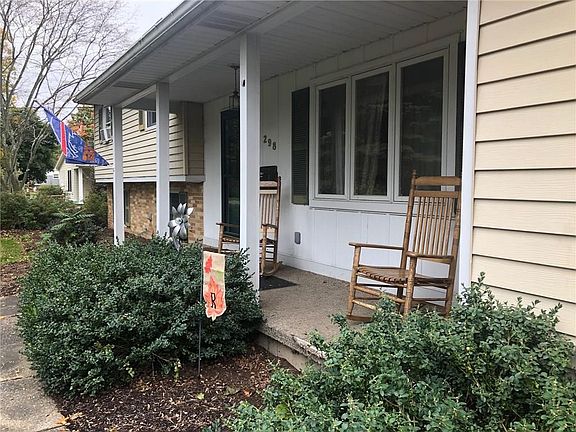2nd image of 298 Armstrong Pl