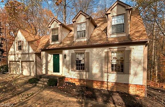2nd image of 835 Coy Ln