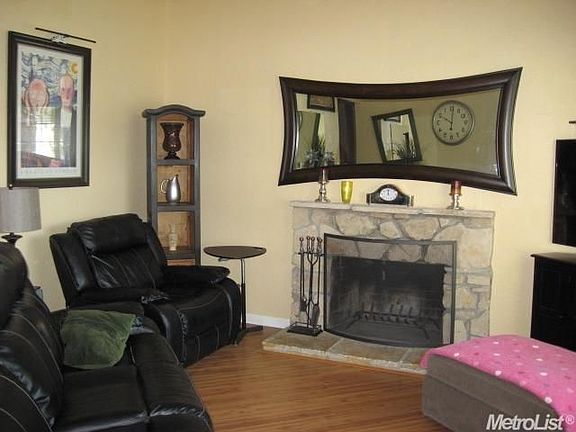 4th image of 6604 Creekmont Way