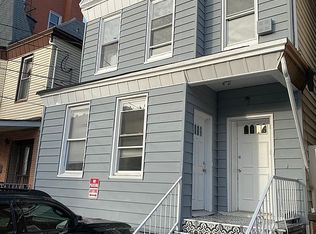 818 15th St, Union City, NJ 07087