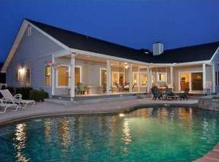 797 Hale Dr, Alpine, CA 91901