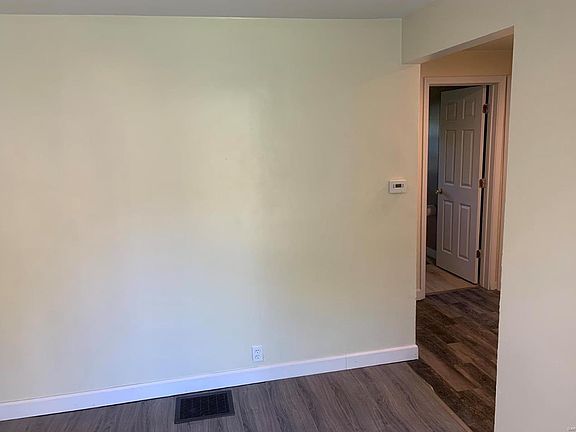 3rd image of 6729 Torlina Dr
