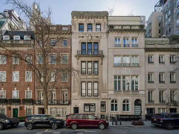 16 E 73rd St #Townhouse, New York, NY 10021